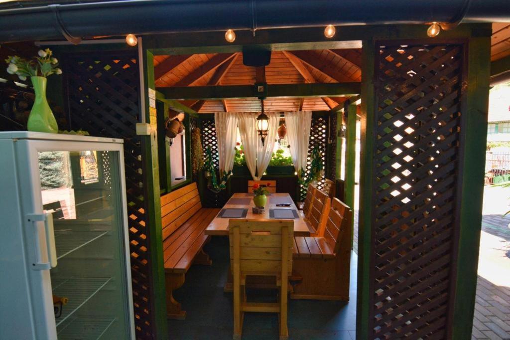 Casa Cizi Hotel Calimanesti Ngoại thất bức ảnh