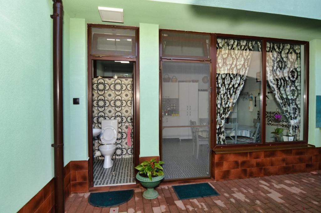 Casa Cizi Hotel Calimanesti Ngoại thất bức ảnh