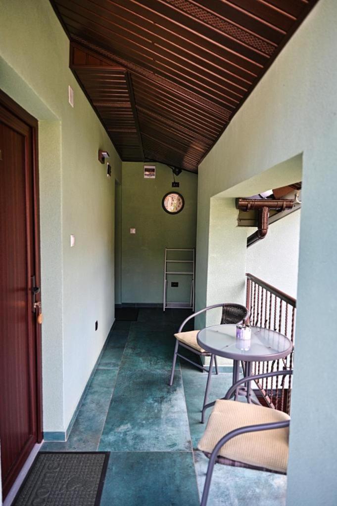 Casa Cizi Hotel Calimanesti Ngoại thất bức ảnh